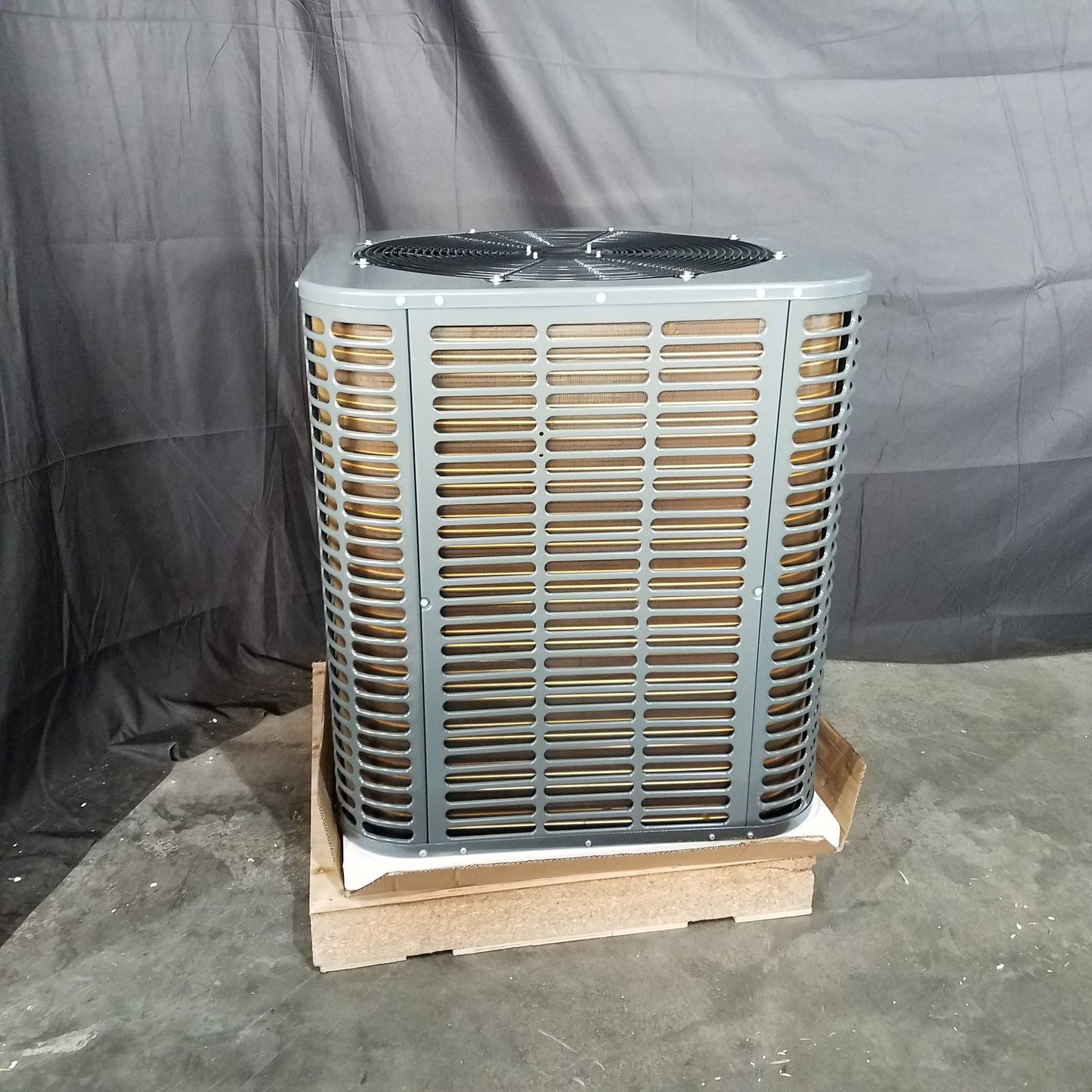 Scratch and Ding 5 Ton 14 SEER MrCool ProDirect Central Air Conditioner Split System