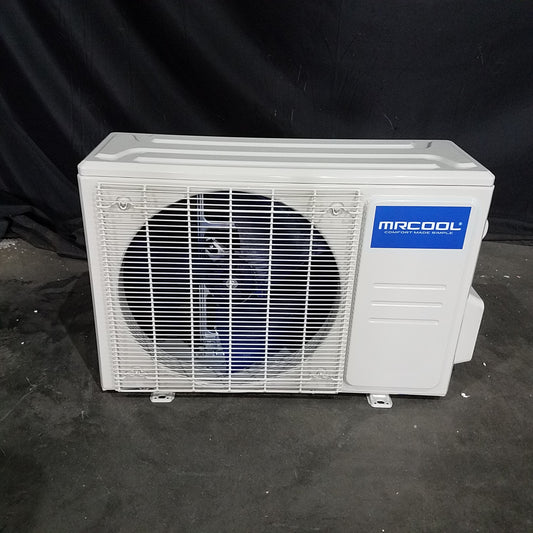 (Scratch/Ding) $1099 MRCOOL EZ-PRO 18,000 BTU 18.5 SEER Ductless Heat Pump Split System - 240V